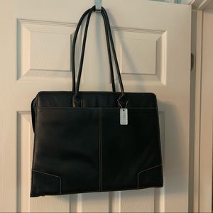 Professional & modern suitcase